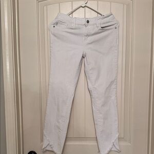Judy Blue White Tulip Hem Skinny Fit